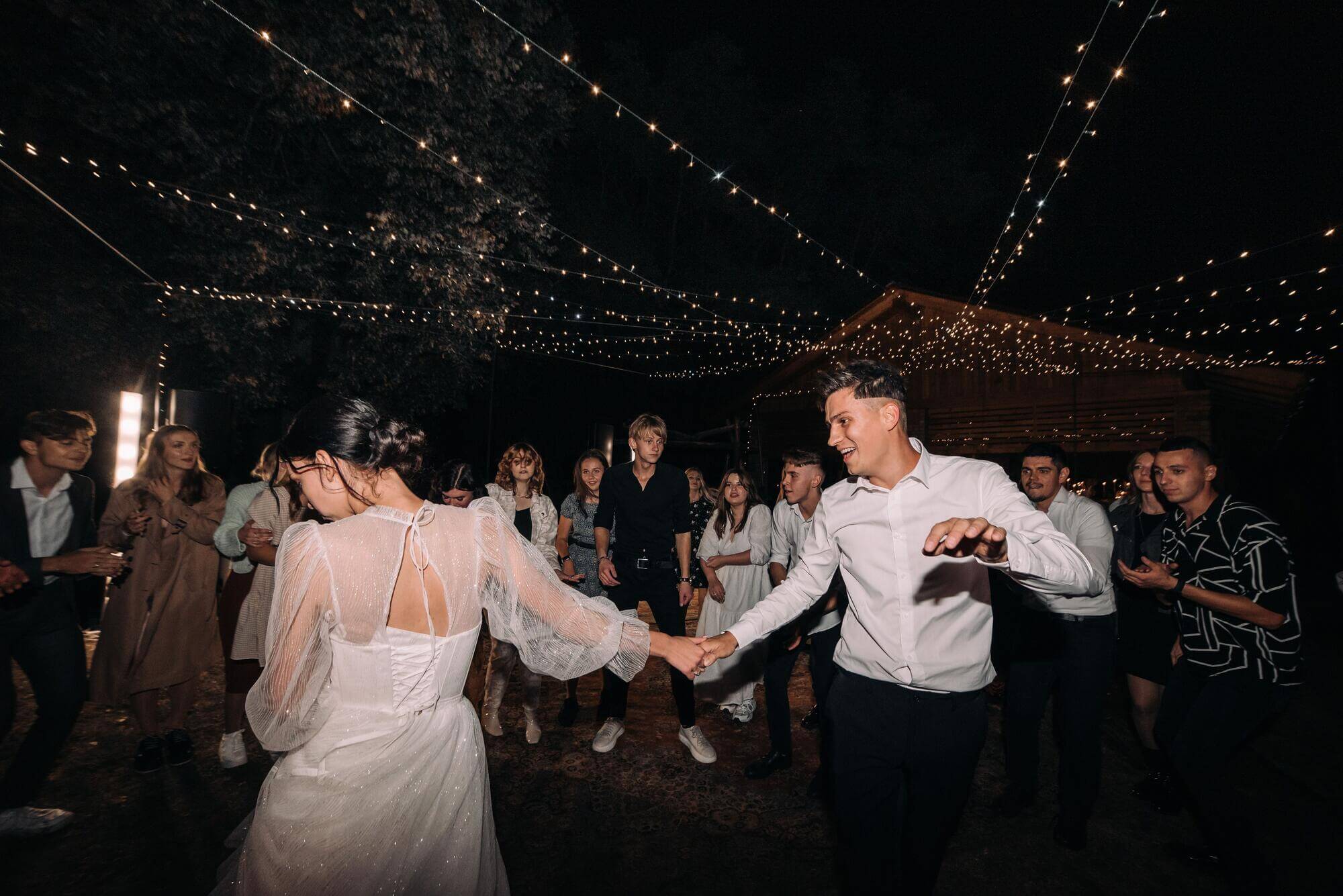 Budget Wedding Planning Checklist & Timeline | Ultimate Guide