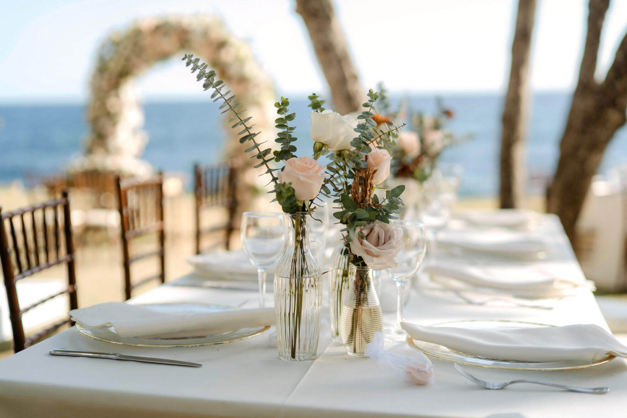 12 Smart Ways to Save Money on Wedding Rentals