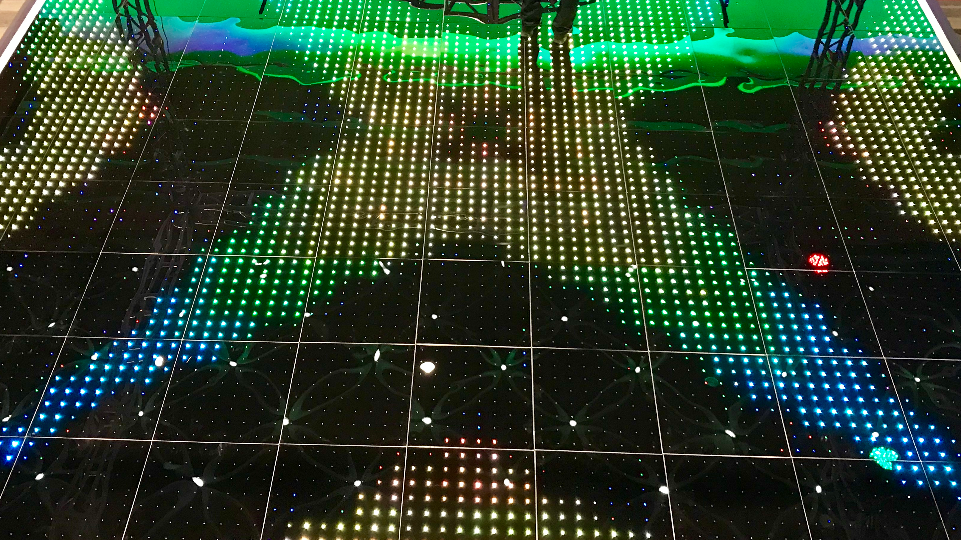 LED VIDEO Dance Floor  - 20' x 20'