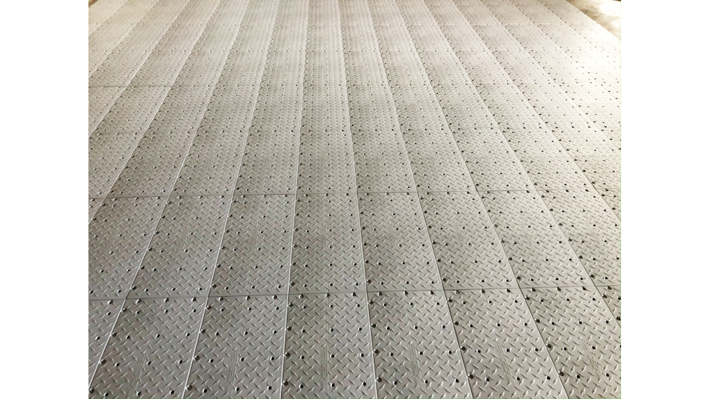 Sub Floor 21'X21"