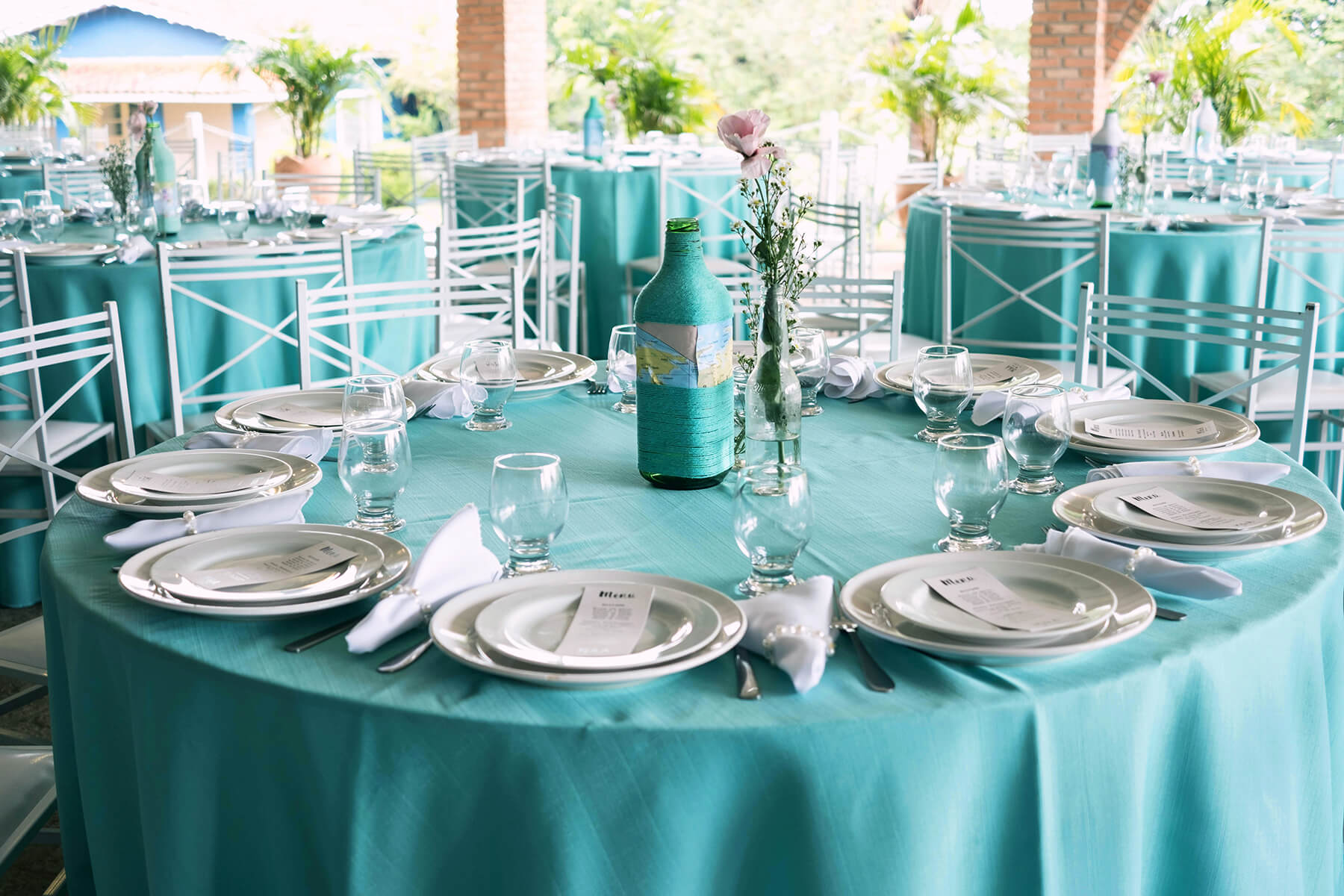 Tablecloth Size Calculator