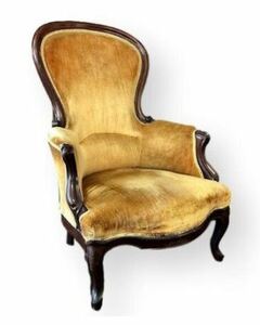 Vintage Gold Velvet Chair rental Houston, TX