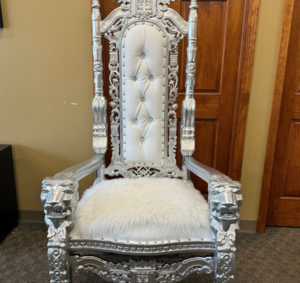 White Throne Chair rental Chicago, IL