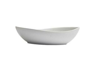 Porcelain Canoe Bowl 7" x 14" - 45 Oz. rental New York, NY