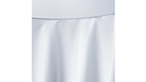 White La Petite 90x156 rental Greater Northern Michigan