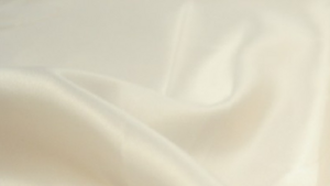 Lamour Matte Satin - Ivory 128 - 120 Rnd rental San Antonio, TX