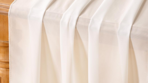 Table Runner Irides Crush White rental Southern Utah, UT