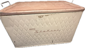 Vintage Cooler Tan (Decor Only) rental Southern Utah, UT