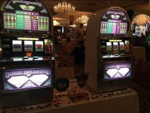 Deluxe Slot Machine rental New York, NY