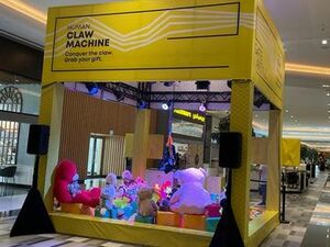 Human Claw Machine rental New York, NY