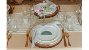 Linen, Napkin rental Leavenworth - Wenatche Valley, WA