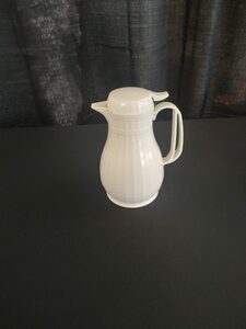 Beverage, Carafe Insulated White (Hold/Cold) rental Richmond, VA
