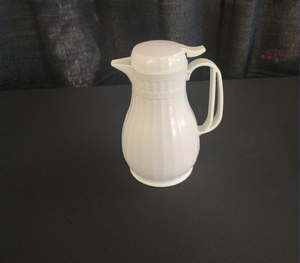 Beverage, Carafe (Glass) rental Richmond, VA