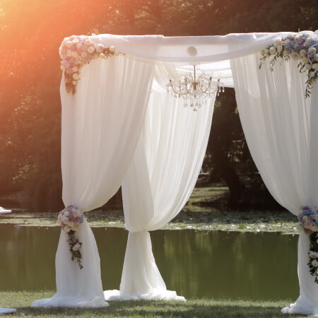 Gazebos & Chuppahs